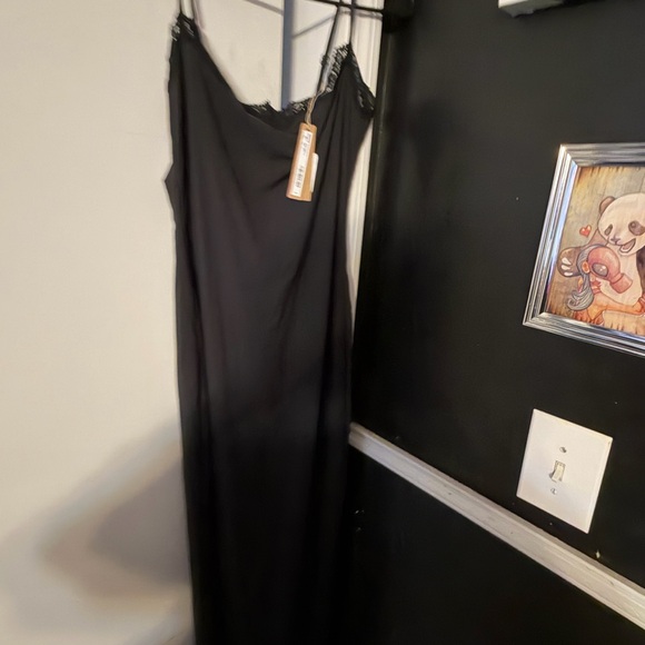 NEW!!! SKIMS Black Fits Everybody Lace Detail Slip Dress - Picture 3 of 7